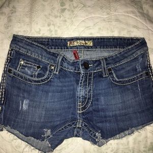 BKE Stella cut-off shorts